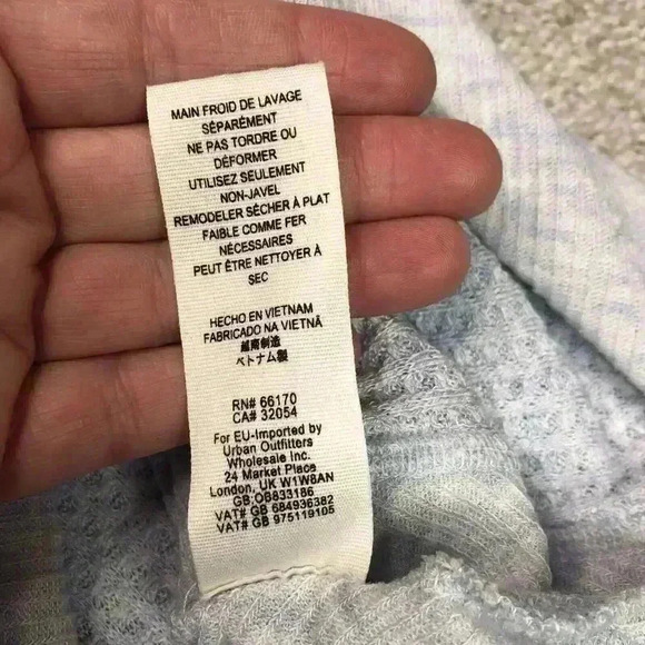 We The Free Thermal Long Sleeve Top Boho V Neck Top Catalina Blue Color Sz S - Picture 7 of 8